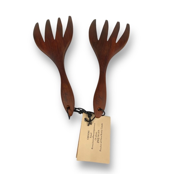 Riven Woodworks African Padauk Bear Salad Or Spaghetti Tong Set Nova Scotia - Picture 2 of 7